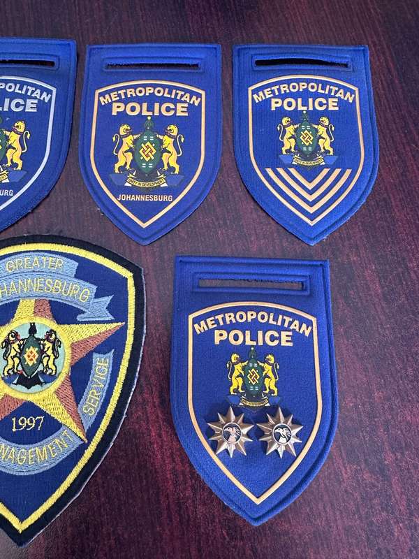 VINTAGE JOHANNESBURG METROPOLITAN BADGE LOT
