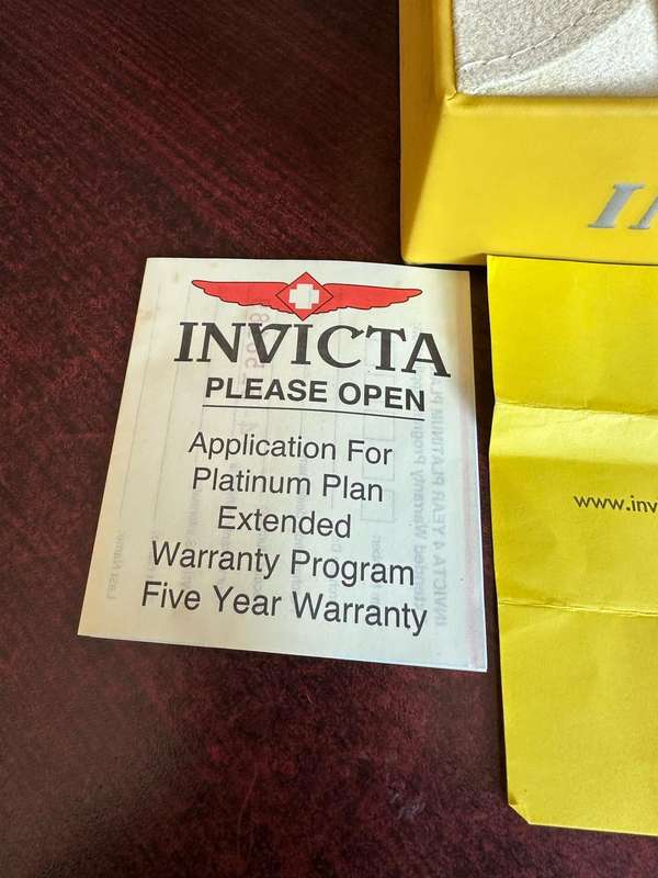 INVICTA MENS,SPECIALTY QUARTS CHRONOGRAPH,MODEL NO 80303-MODEL YEAR 2013-CASE METERIAL STAINLESS STE