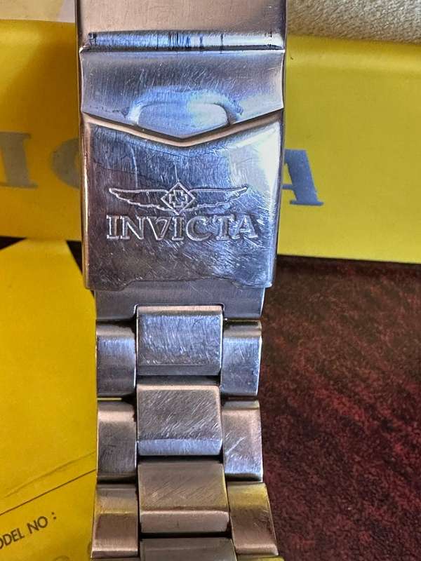 INVICTA MENS,SPECIALTY QUARTS CHRONOGRAPH,MODEL NO 80303-MODEL YEAR 2013-CASE METERIAL STAINLESS STE