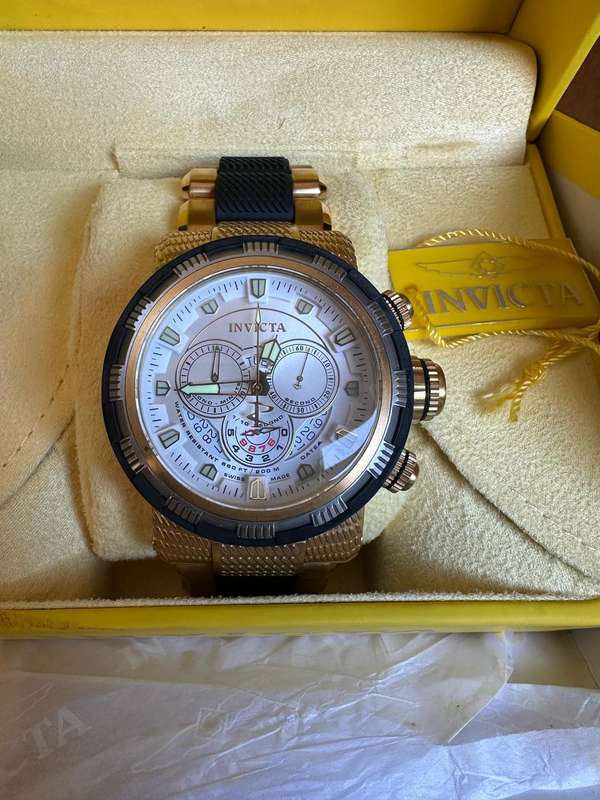 INVICTA MENS,SPECIALTY QUARTS CHRONOGRAPH,-CASE METERIAL STAINLESS STEEL-CASE DIAMETER 46 MM-CASE TH