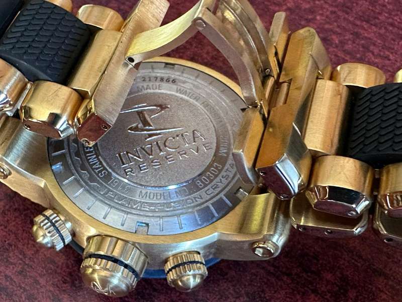 INVICTA MENS,SPECIALTY QUARTS CHRONOGRAPH,-CASE METERIAL STAINLESS STEEL-CASE DIAMETER 46 MM-CASE TH
