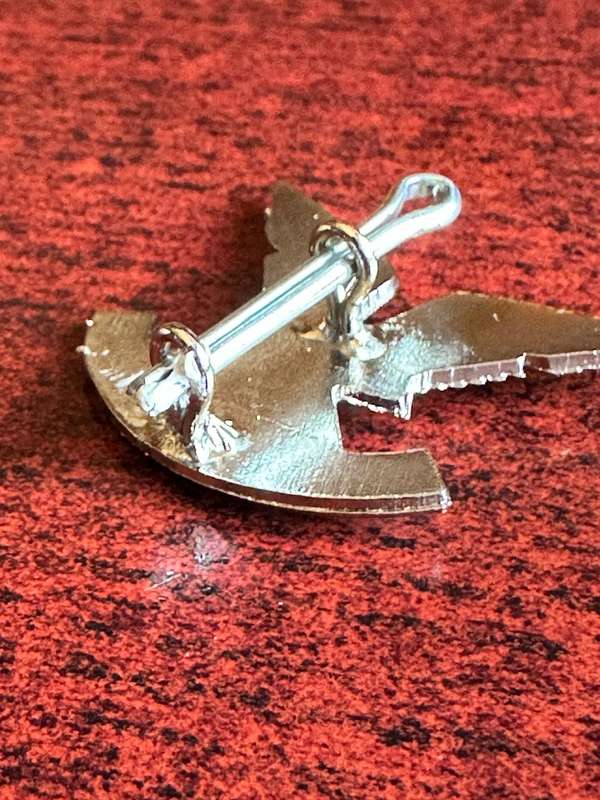 RHODESIA SELOUS SCOUTS CAP BADGE- COPY- 2 LUGS