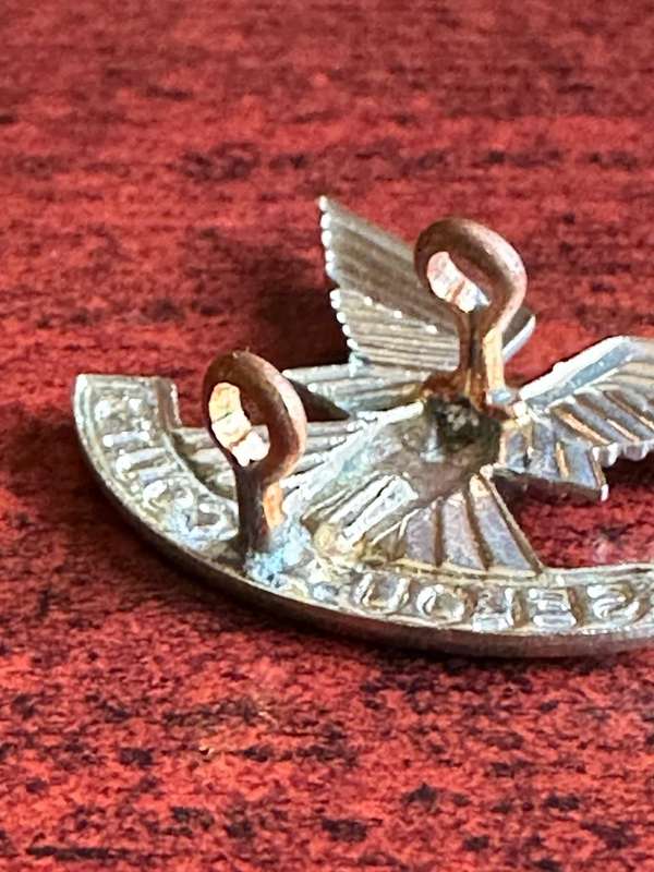 RHODESIA SELOUS SCOUTS CAP BADGE- 2 LUGS