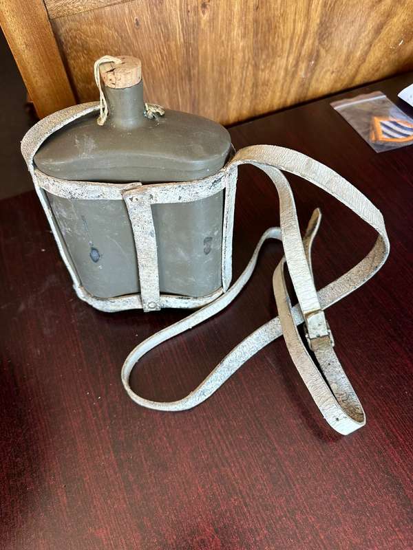 BRITISH WW2 MARK 2 STEEL HELMET AND WW2 WATER BOTTLE