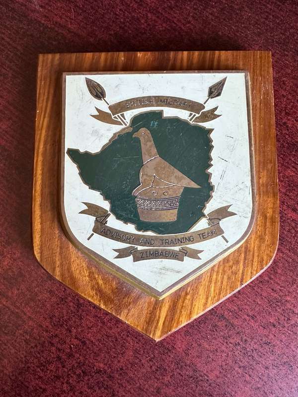 ZIMBABWE BRITISH MILITARY ADVISORY AND TRAINING TEAM PLAQUE -SCARCE