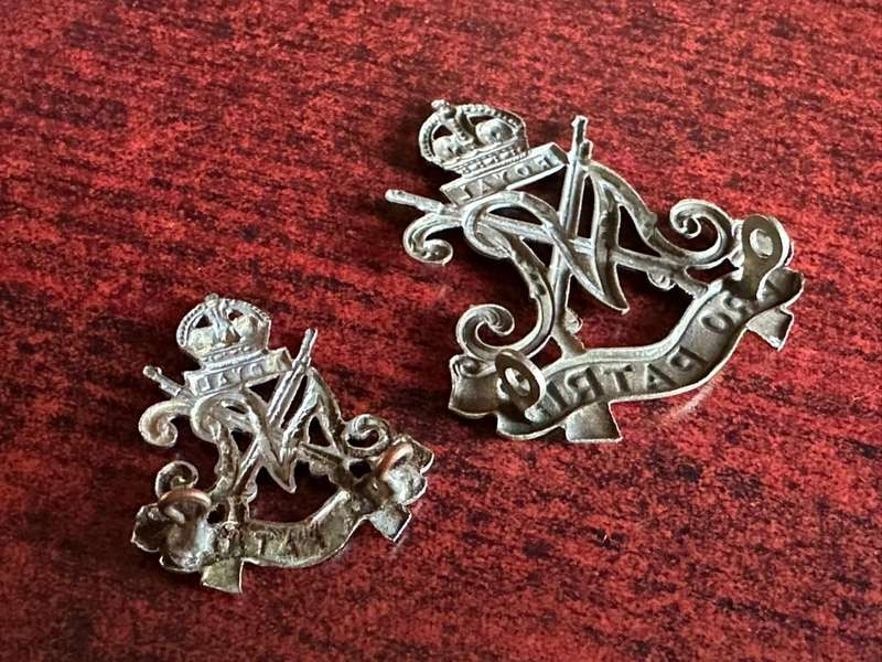 Royal Natal carbineers cap and one collar. Worn 1936-1940's. Lugs complete