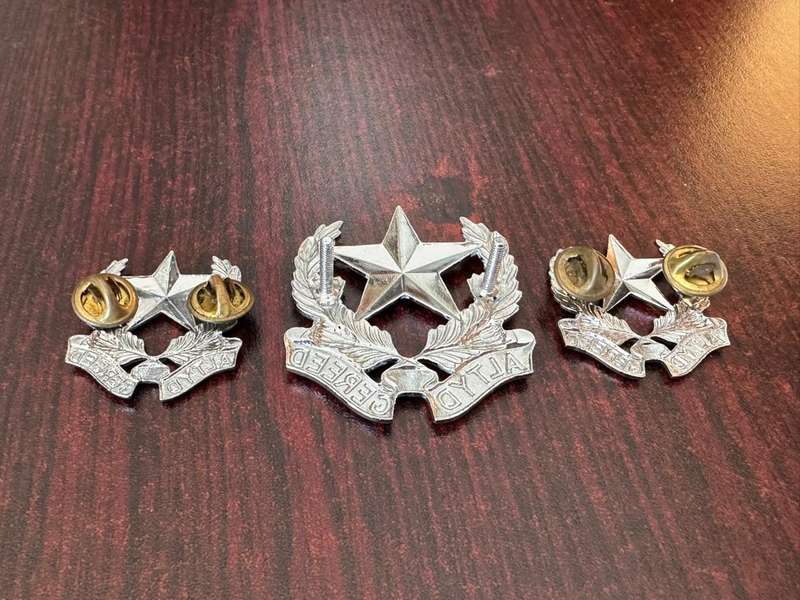 Regiment Botha chrome cap and collars. Worn from 1976. Lugs + pins intact