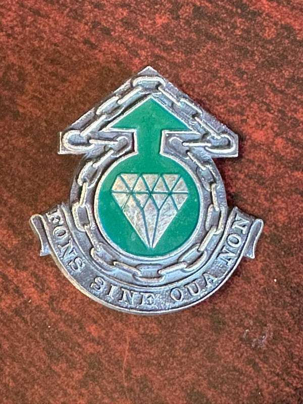 Northern Cape command maintenance unit, cap badge. Approved in 1990. 2x Screw lugs