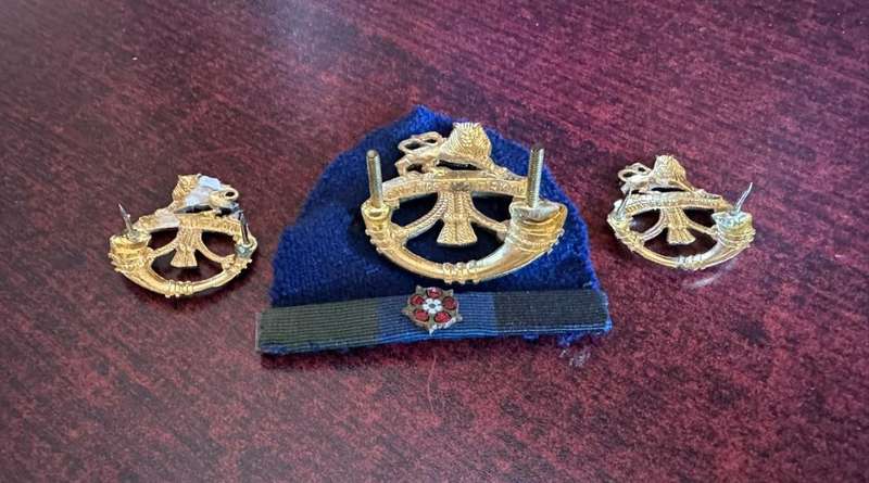 Rand Light Infantry, gilding metal cap and collars. Lugs + pins intact