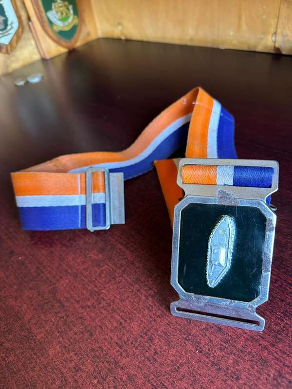 School of armour, stable belt, extended length 112 cm.