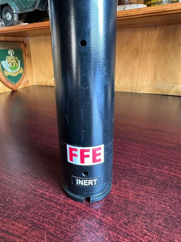 FFE 35 mm round. Height 38,5 cm. Inert