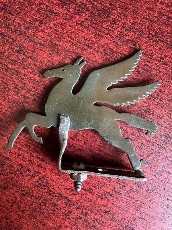 Flying Springbok device (field made) for mounting on top of pith helmet during parades etc. Worn by