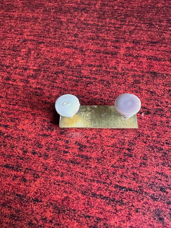 1 Regt. Northern Transvaal beret bar. Approved in 1982. Adopted by many Mechanised inf. units. 2 pin