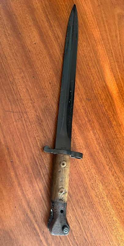 Boer War pattern 1888 MK1 bayonet. Made by Mole. No scabbard