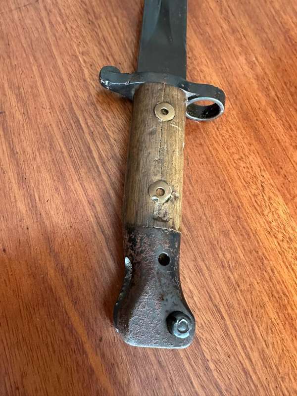 Boer War pattern 1888 MK1 bayonet. Made by Mole. No scabbard