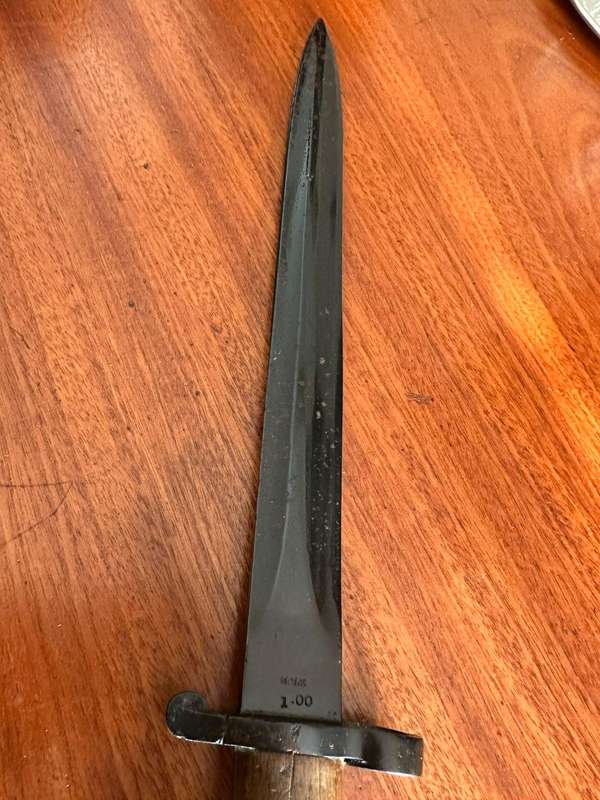 Boer War pattern 1888 MK1 bayonet. Made by Mole. No scabbard