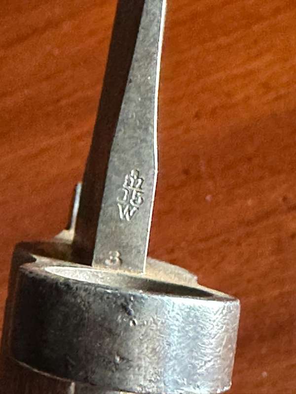 Boer war pattern 1888 Mk.1 bayonet leather covered metal scabbard. Wilkinson makers mark.