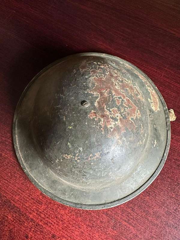 British Brodie helmet. WW2. Complete condition.