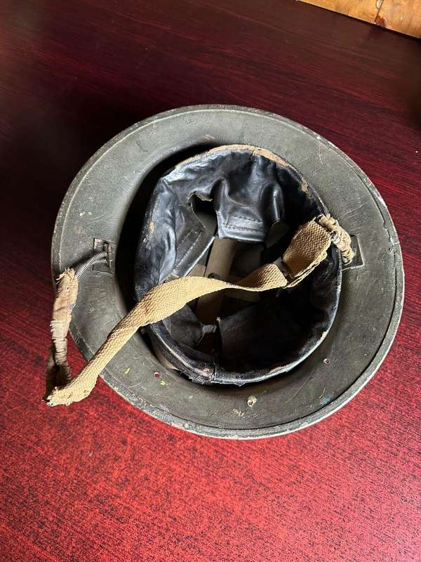 British Brodie helmet. WW2. Complete condition.