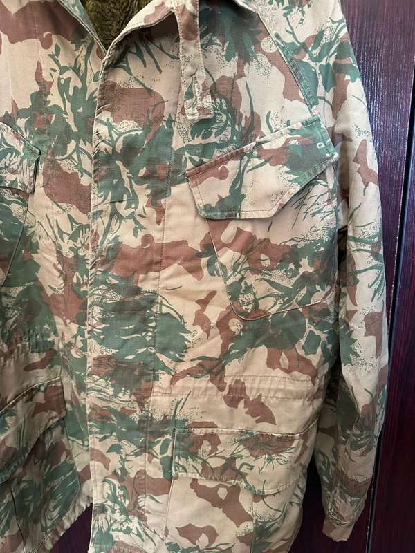 Task force second pattern camo jacket,with removable,wool liner. Size large to xtra large. Measures
