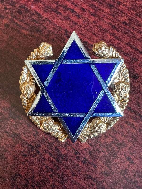 Corps of chaplains (Jewish) cap badge. Worn from 1970's. 2 Lugs.