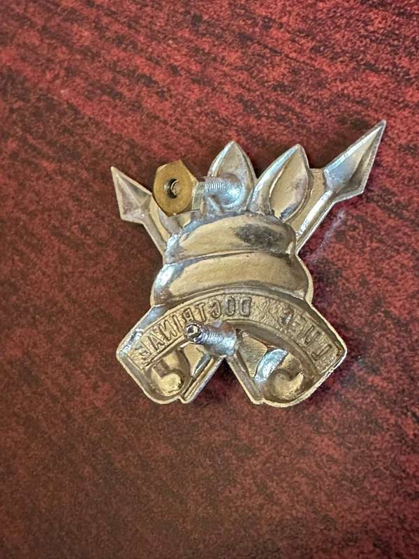111 Battalion cap badge. White metal variation. Approved in 1980. 2x Screw lugs