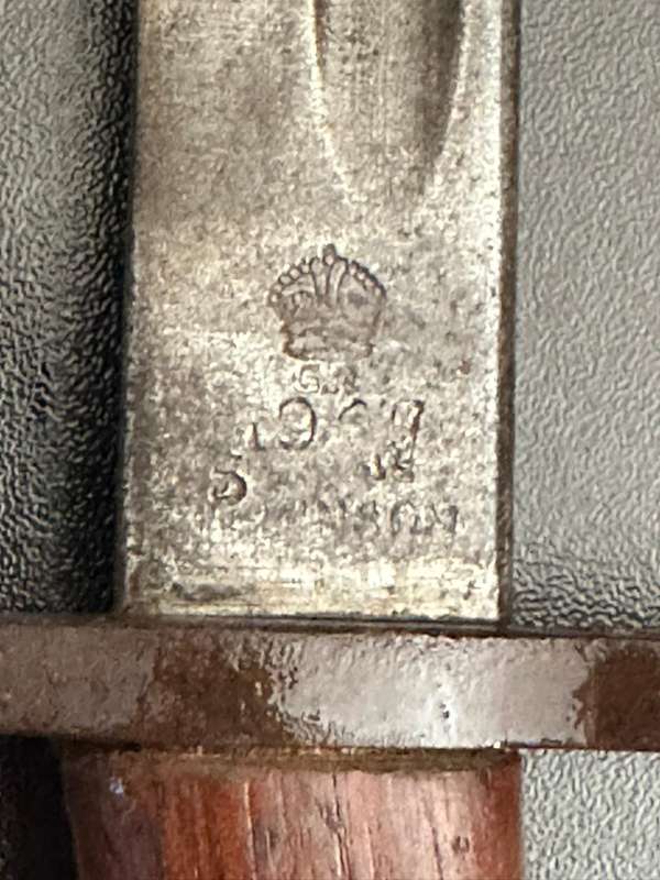 1907 Pattern bayonet with scabbard. Wilkinson makers markings.