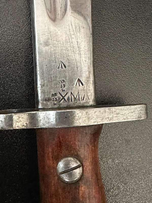1907 Pattern bayonet with scabbard. Chromed for ceremonial use.