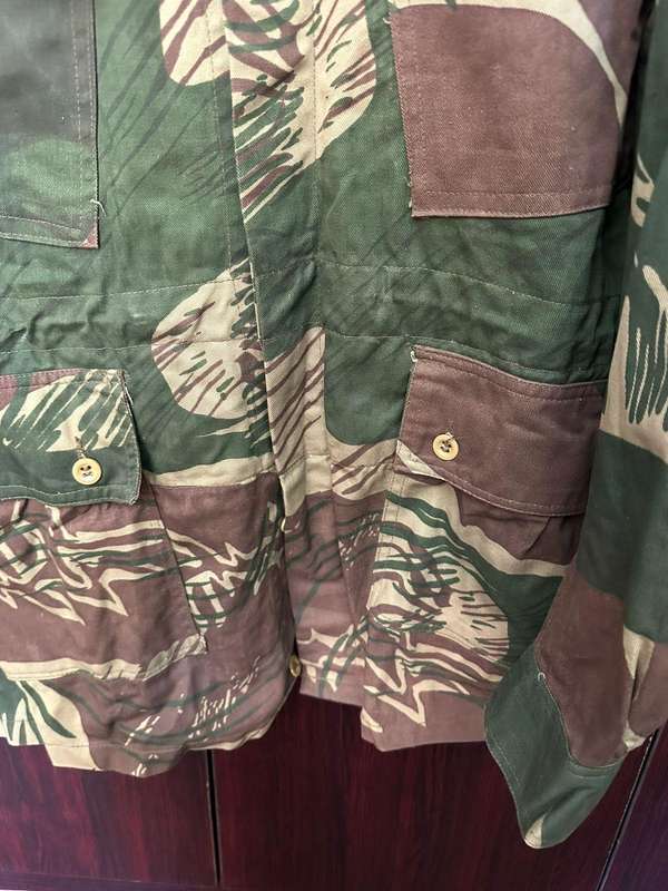 Rhodesian camo jacket. Size extra large. Measures 63 cm armpit to armpit. Sleeve length 68cm. Padded