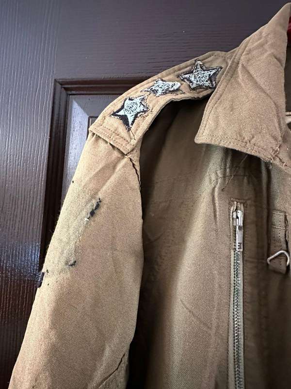 Border war period flight overall. Zips working. Comes with ranks and pilots wing, as well as surviva