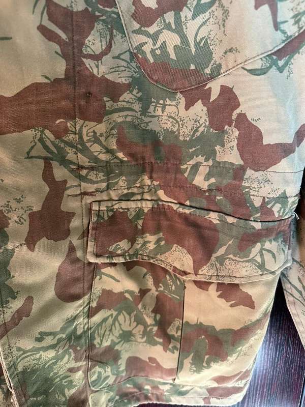 Police task force 2nd pattern camo jacket, size large to xtra large. Measures 62 cm armpit to armpit