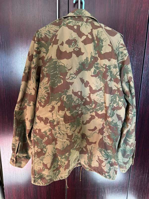 Police task force 2nd pattern camo jacket, size large to xtra large. Measures 62 cm armpit to armpit