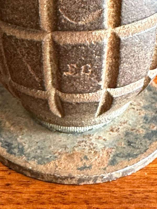 Mills no. 36 rifle grenade with base plate for the . 303 riflle. FFE