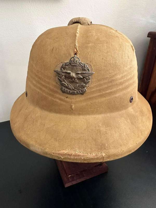 Original WW2 SA Air force pith helmet (no inner). Belonged to Graham Sacks, he was a flight Engineer