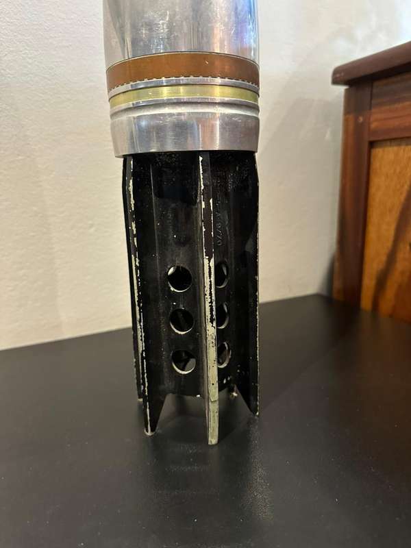 90 mm Practice projectile for Ratel 90 or Eland 90. Height 50,5 cm, diameter at base 9 cm.