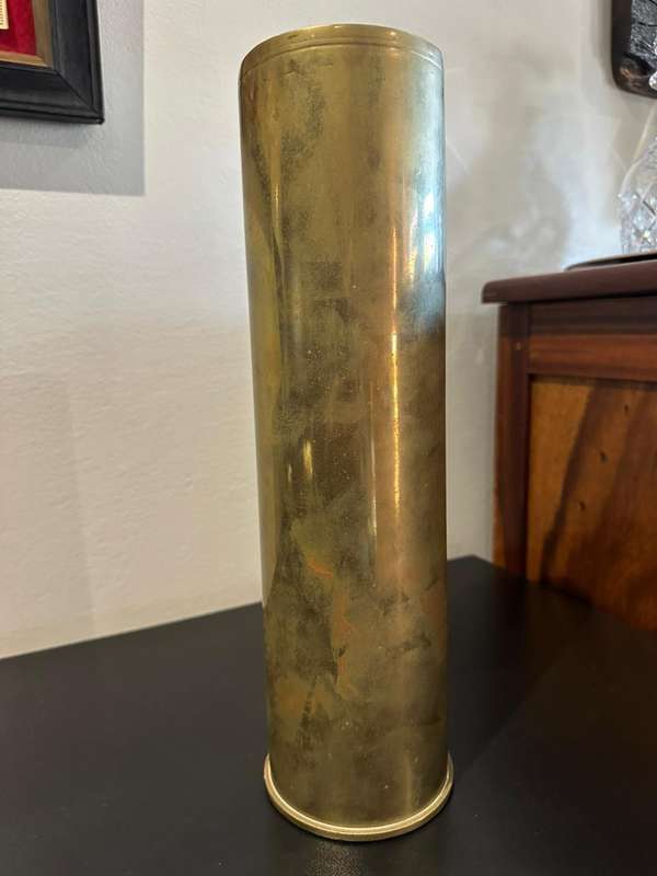 90 mm Spent cartridge dated 1982. Height 35 cm, diameter at the top 90 mm.