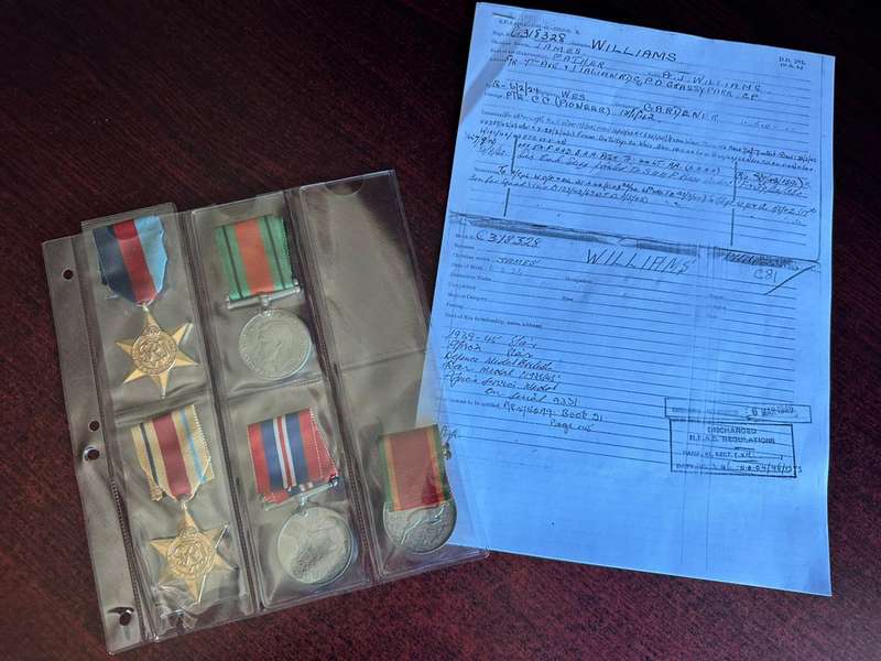 Group of 5 to C 318328 J. Williams, 8 pages of research, Photocopies of his record of service show t