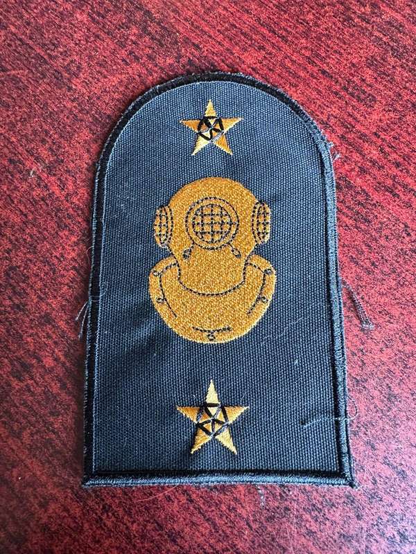 SA navy trade badge for Diver Part 2.