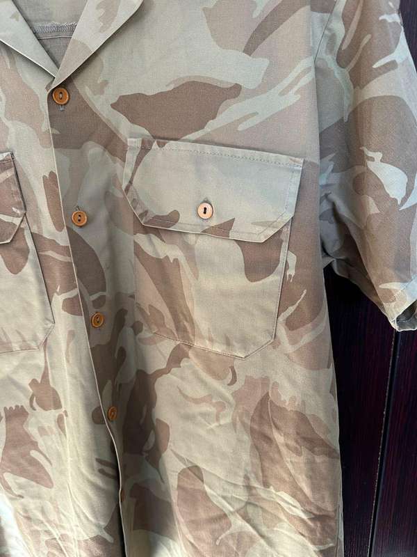 AWB short sleeve shirt,size large, measures 68cm armpit to armpit. Used but good condition,with no d