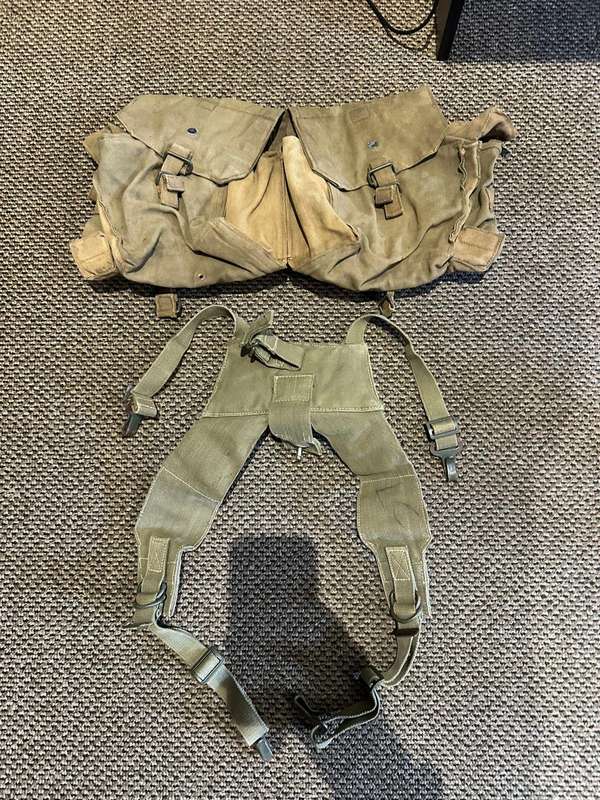 Rhodsian pattern 62 webbing. Kidney pouches and padded yoke.