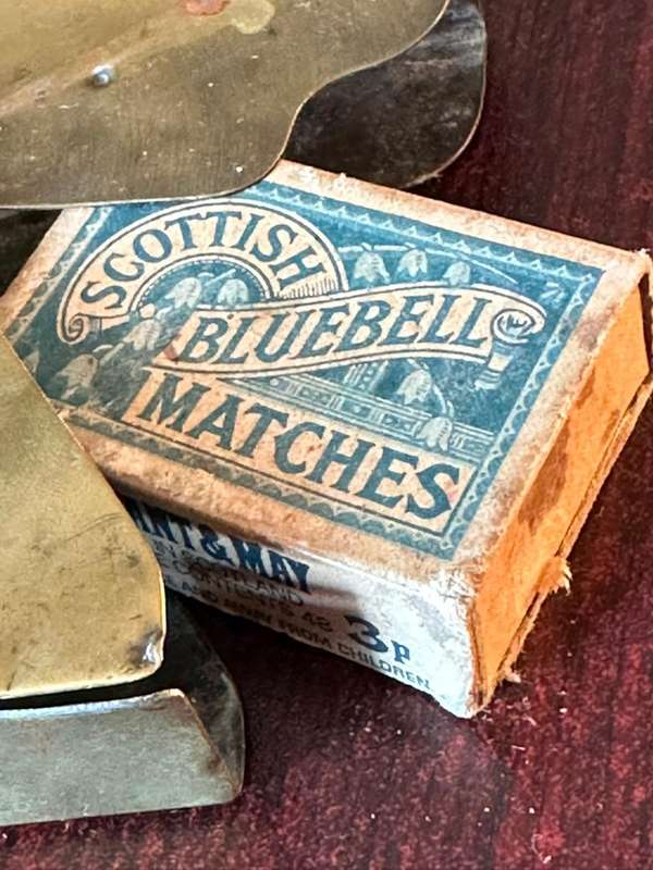 WW1 Dunhill service matchbox cover. Officers. Comes with maker stamp and Australian badge. Brass. Me