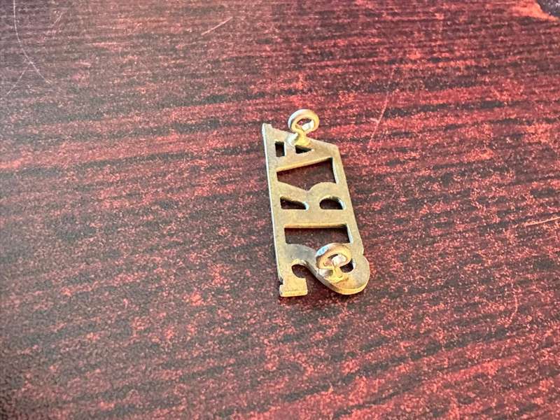 South Rhodesia Artillery, brass title. Lugs