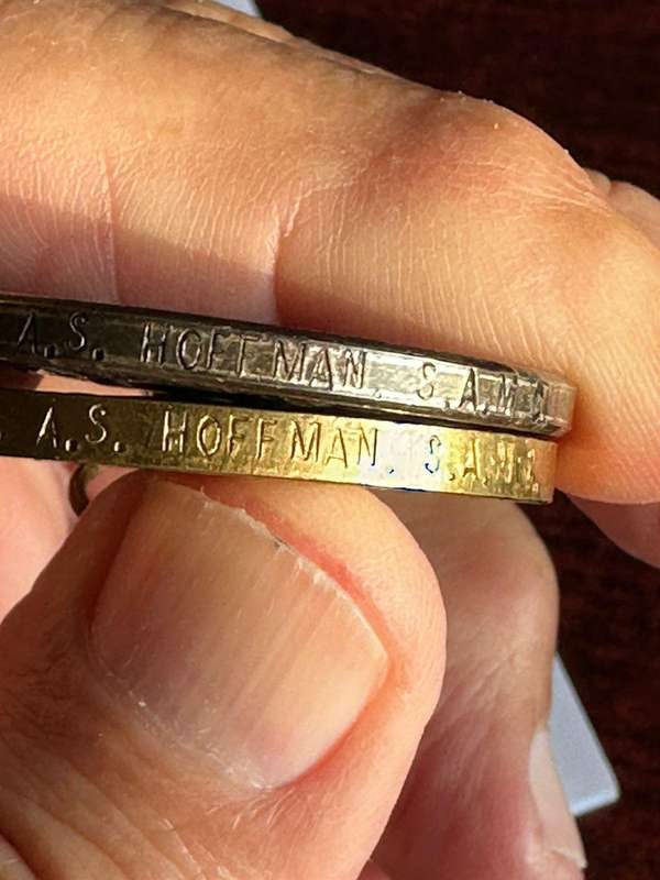 Group of 2: British War medal and Bi-lingual Victory medal Hoffman A.S (S.A.M.C.)Attested 29 July 19