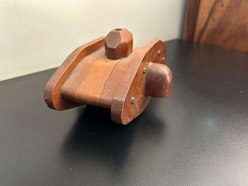 WW1 Trench art. Measures 27x18 cm. Height 12 cm.