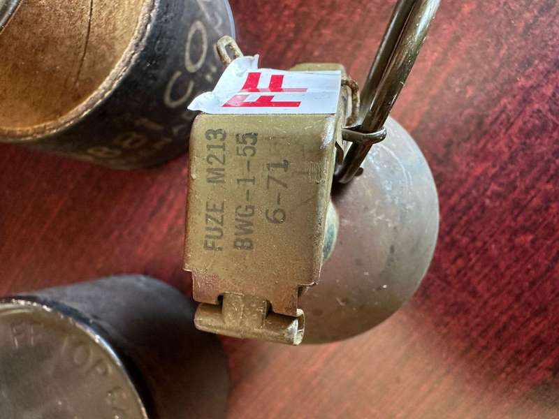 USA M67 Vietnam "Baseball" hand grenade. FFE. Inert. Comes with original holder. Extremely rare. Use