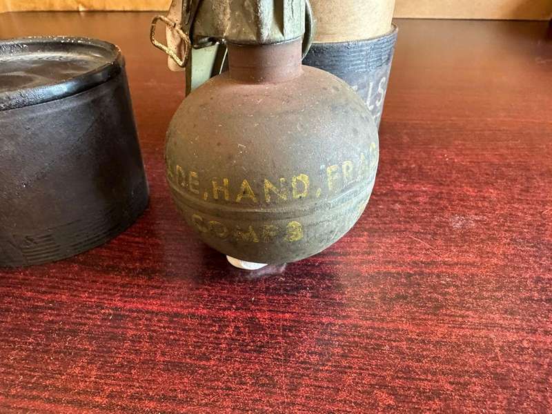 USA M67 Vietnam "Baseball" hand grenade. FFE. Inert. Comes with original holder. Extremely rare. Use
