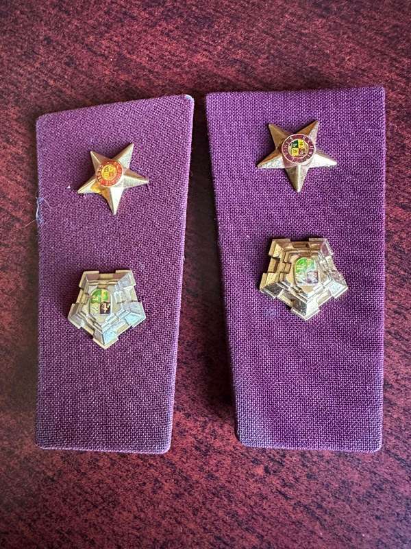 SA medical corps rank pair for commandant/ LT. Colonel 1980's-1996