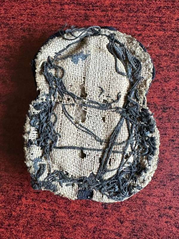 SA Navy pre 1961 Chief Petty officers cap badge.