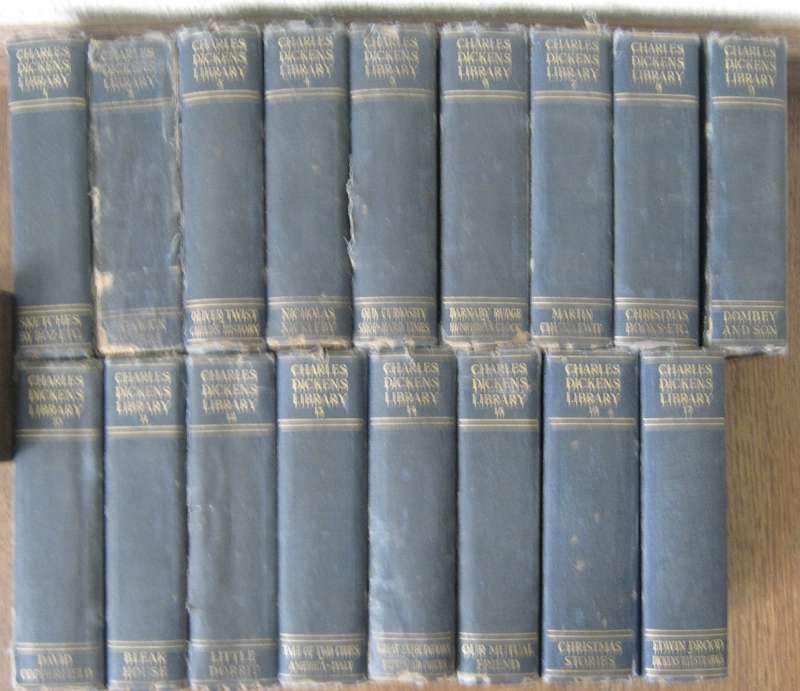 Charles Dickens Library - 17 Volumes  i