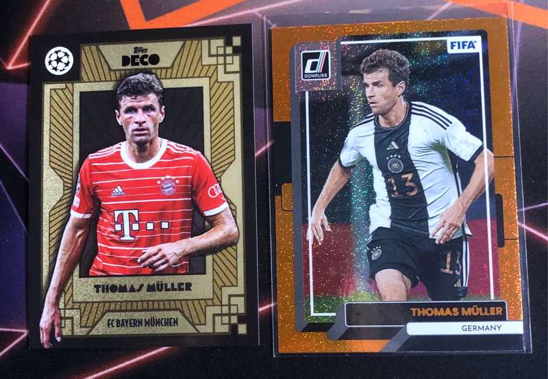 Thomas Müller BUNDLE of 2 soccer trading cards